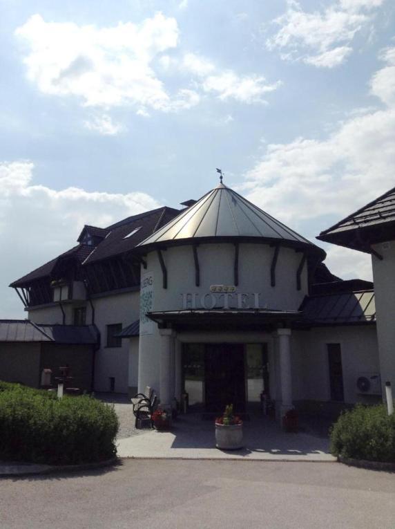 1A Landhotel Schicklberg Kremsmünster Εξωτερικό φωτογραφία