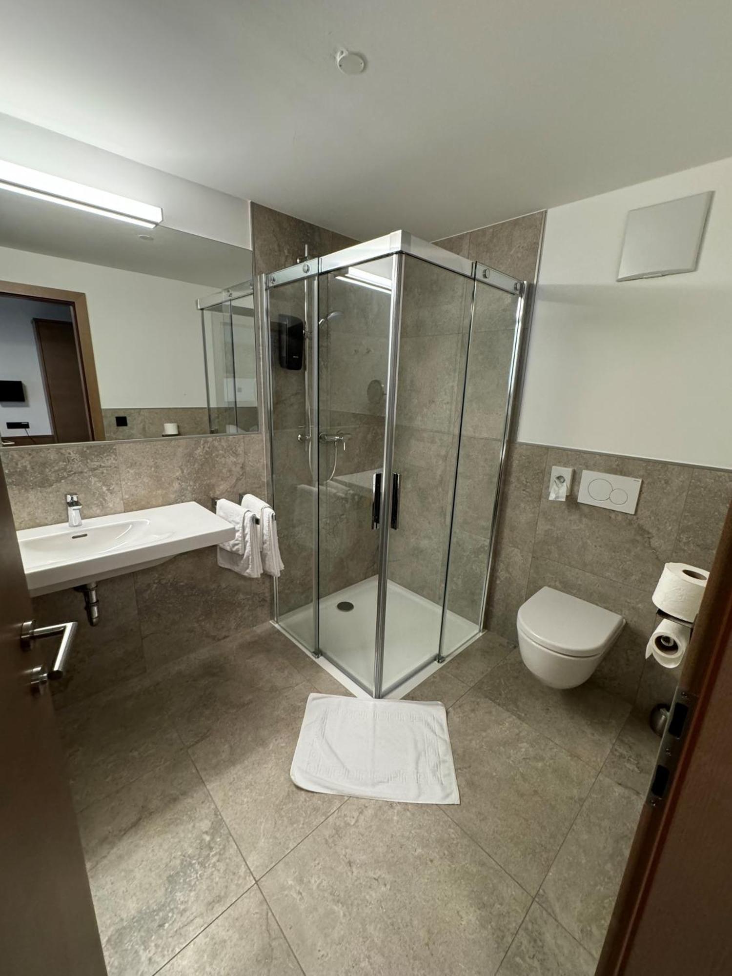 1A Landhotel Schicklberg Kremsmünster Εξωτερικό φωτογραφία